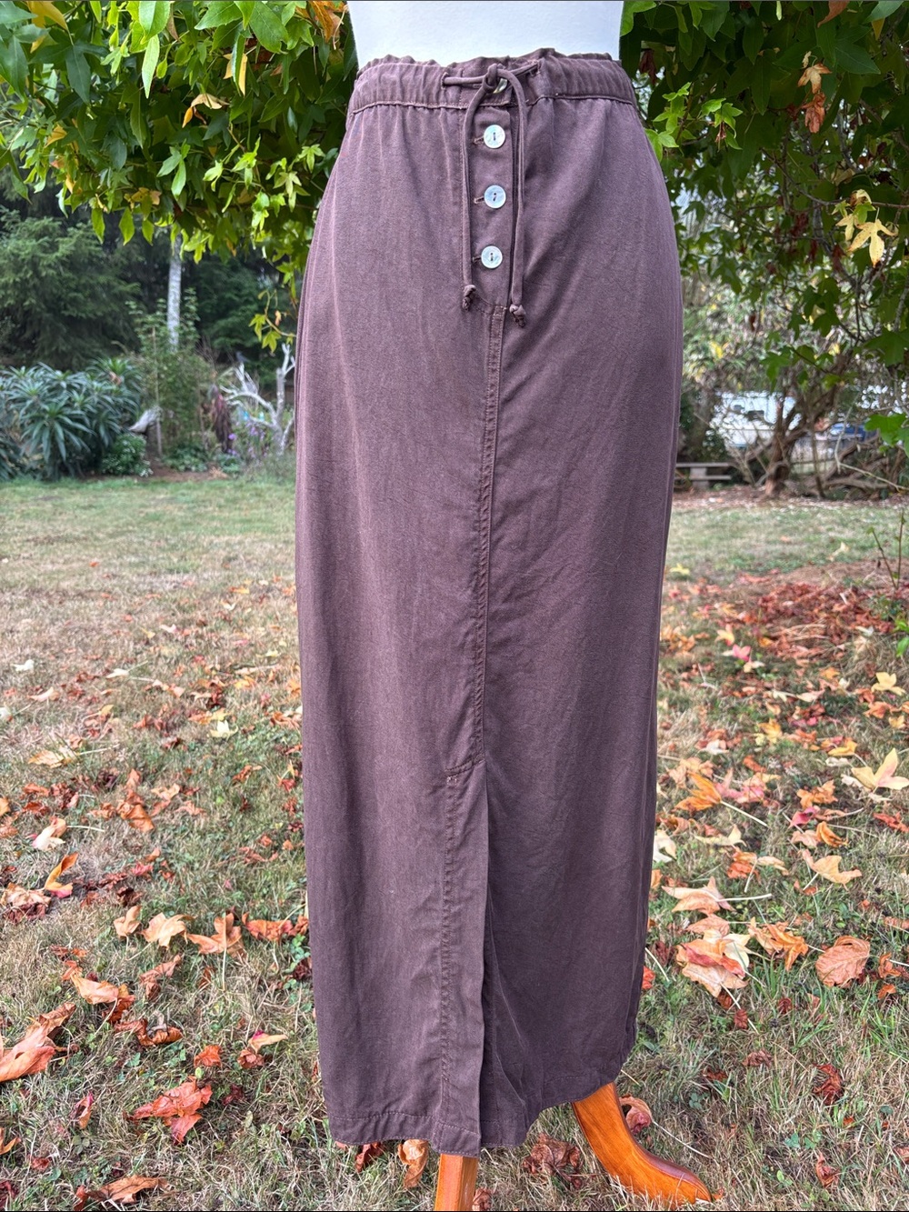 Cut Loose Drawstring Button-Front Maxi Skirt
